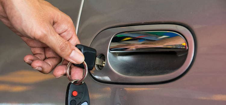 Car door lock repair in Rossmoor